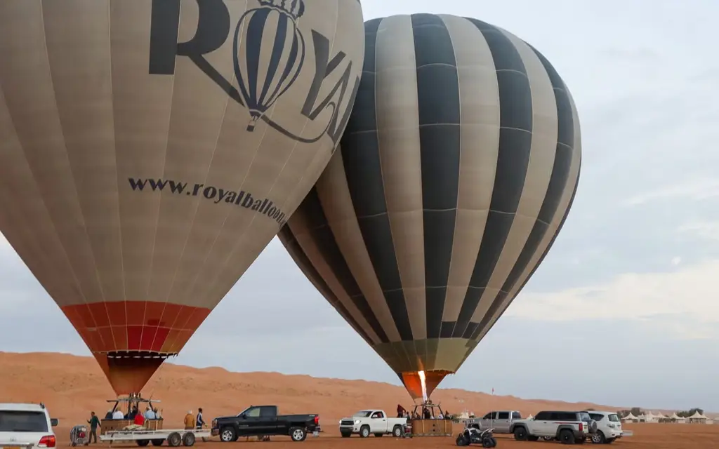 Paseo en globo por el desierto Wahiba Sands