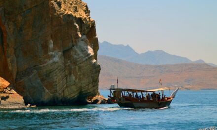 Aventura y naturaleza en la península de Musandam, Omán